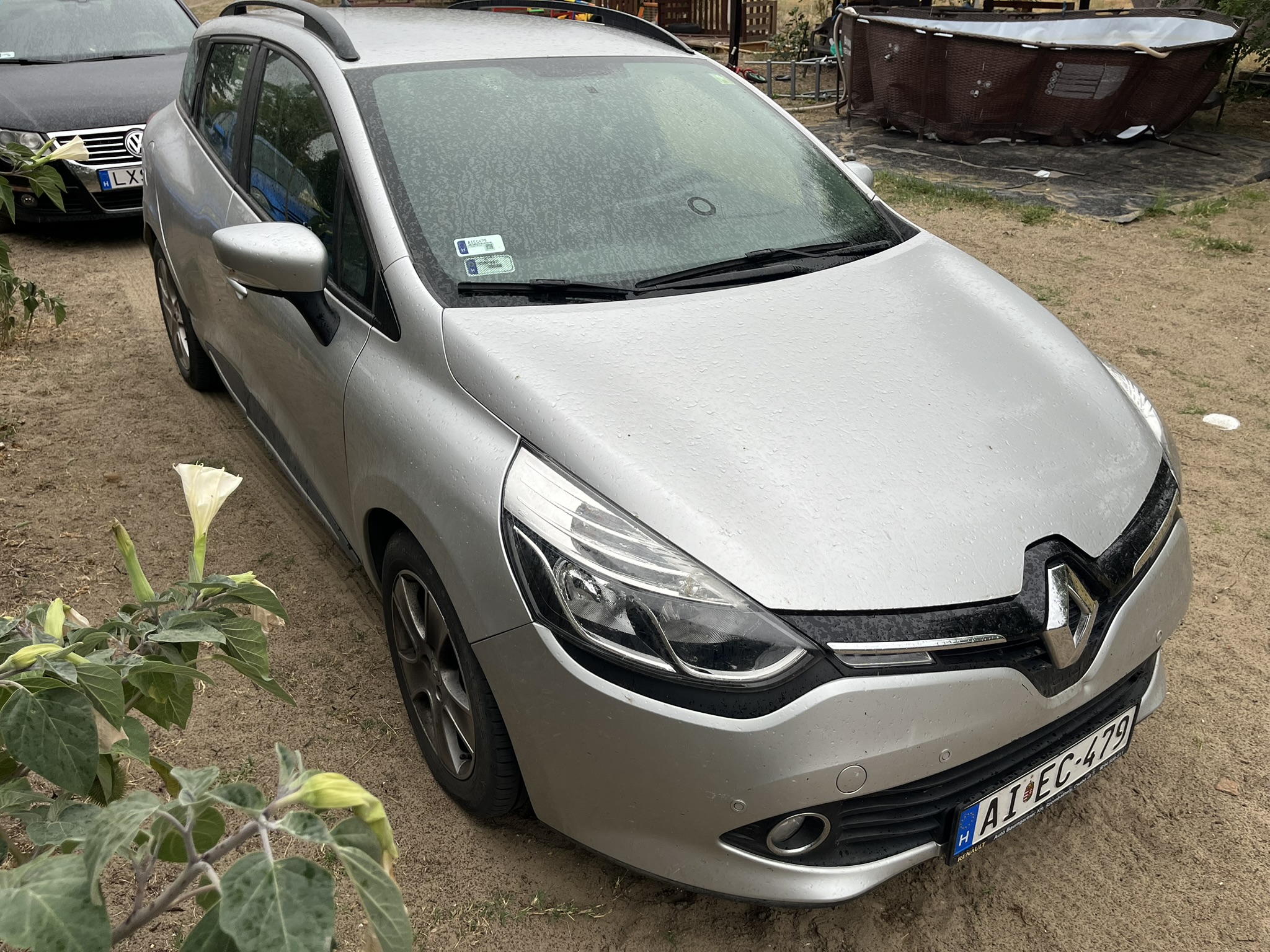 autó főképe