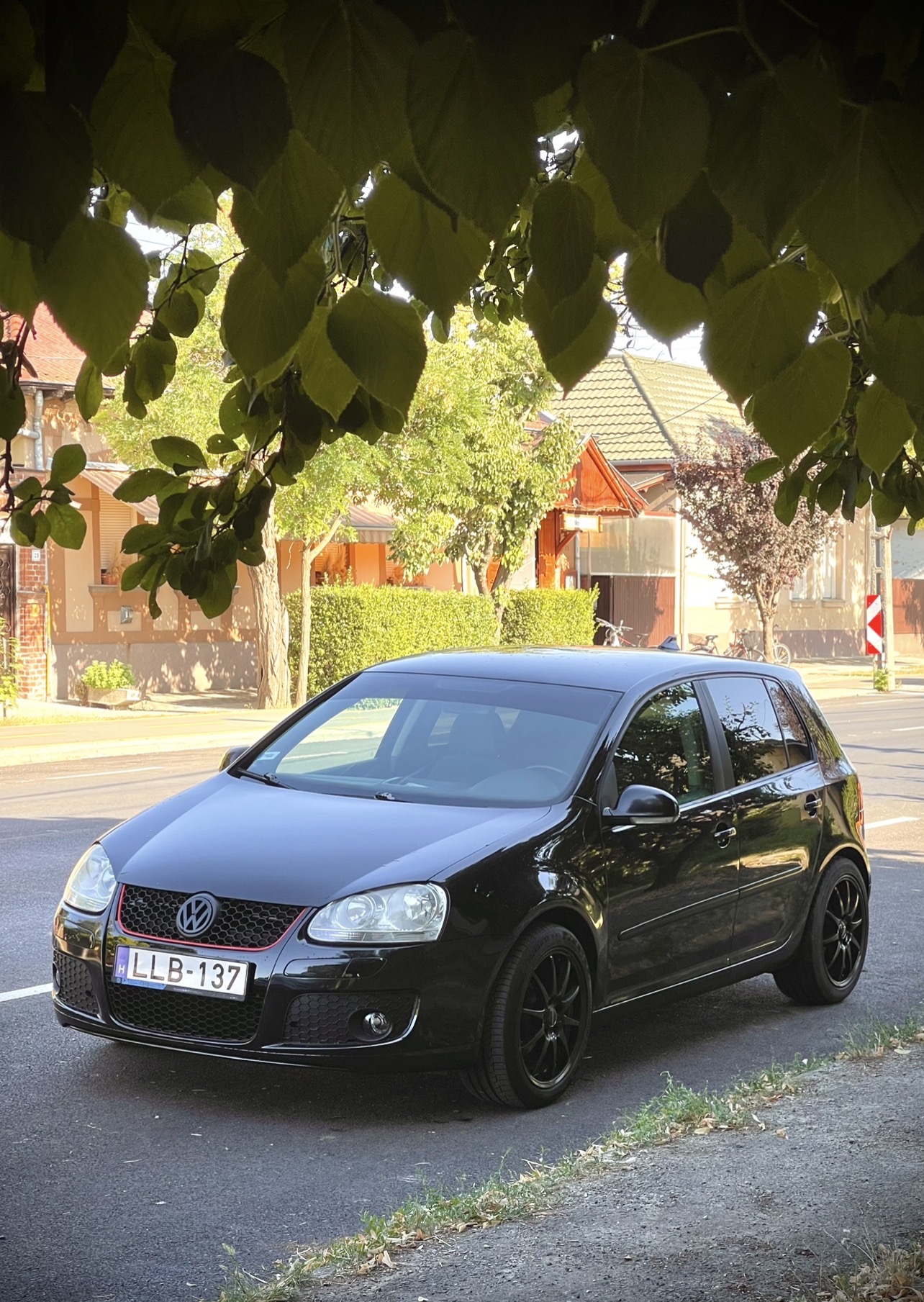 autó főképe