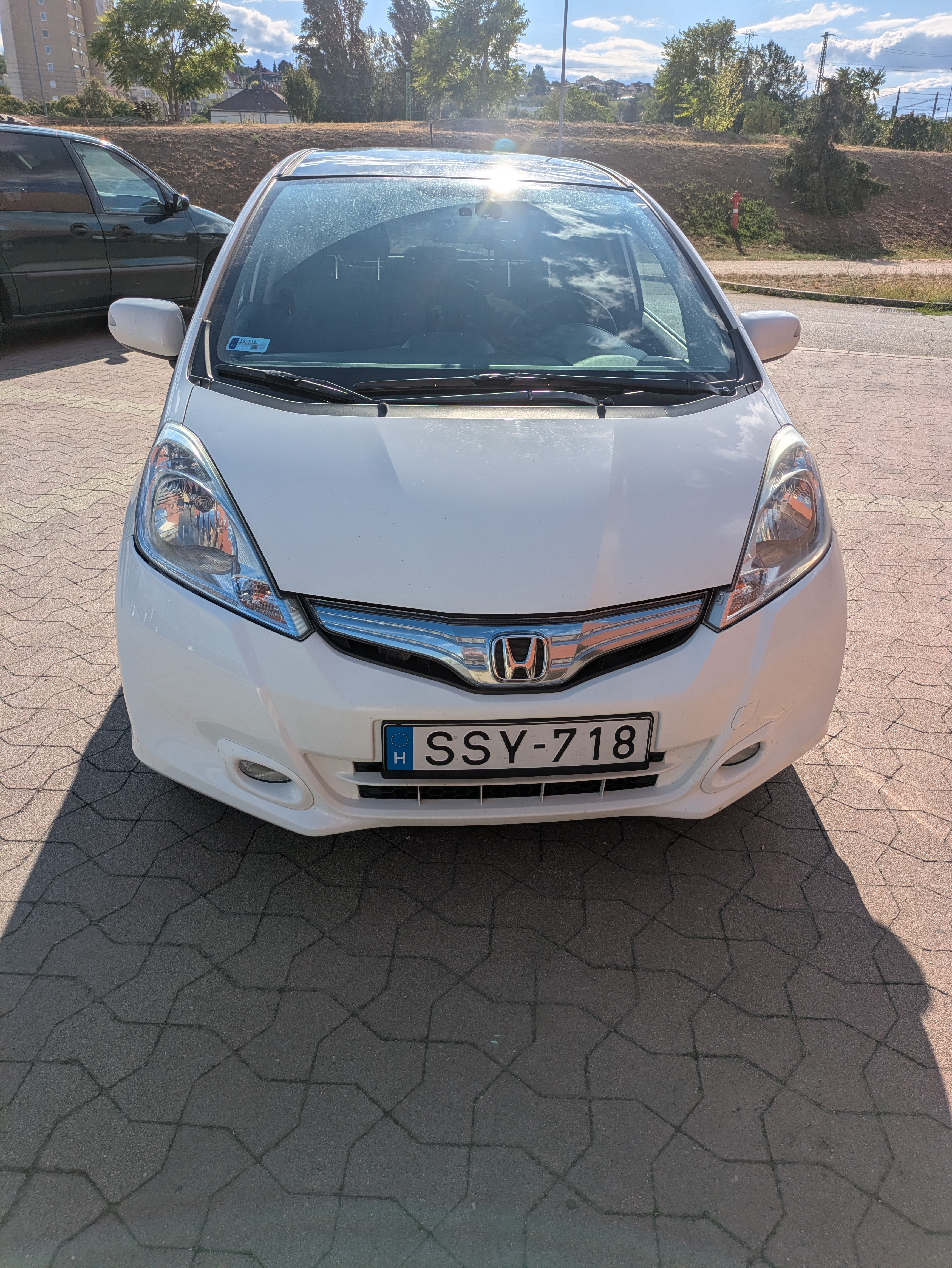 autó főképe
