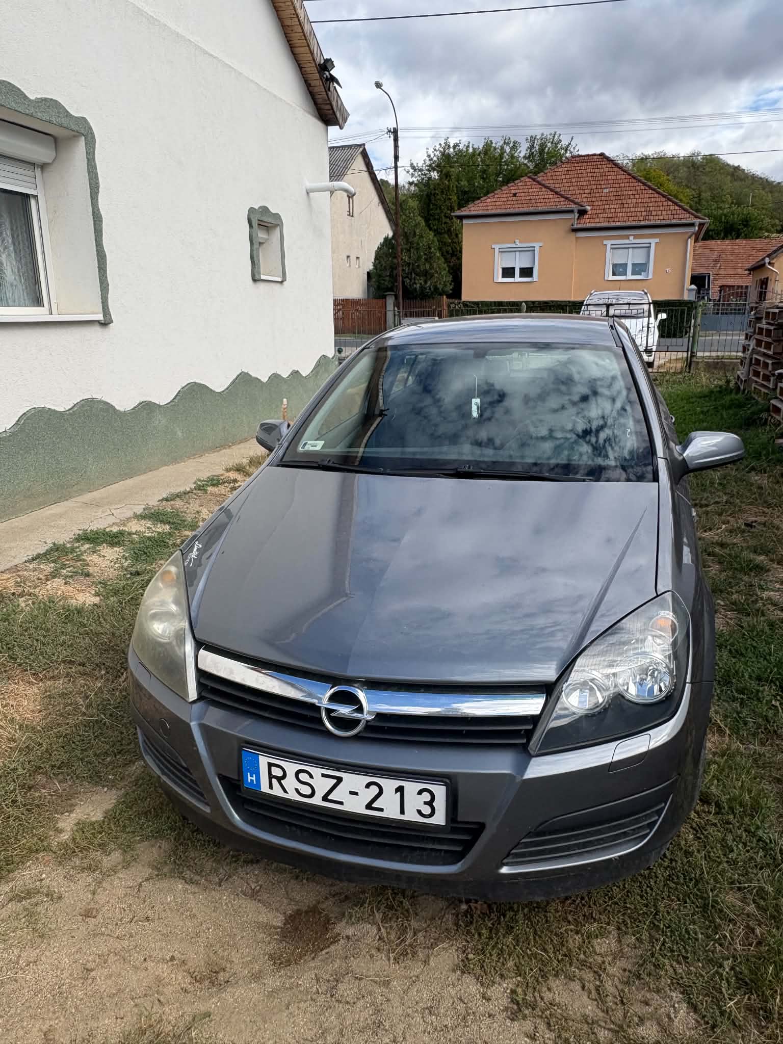 autó főképe